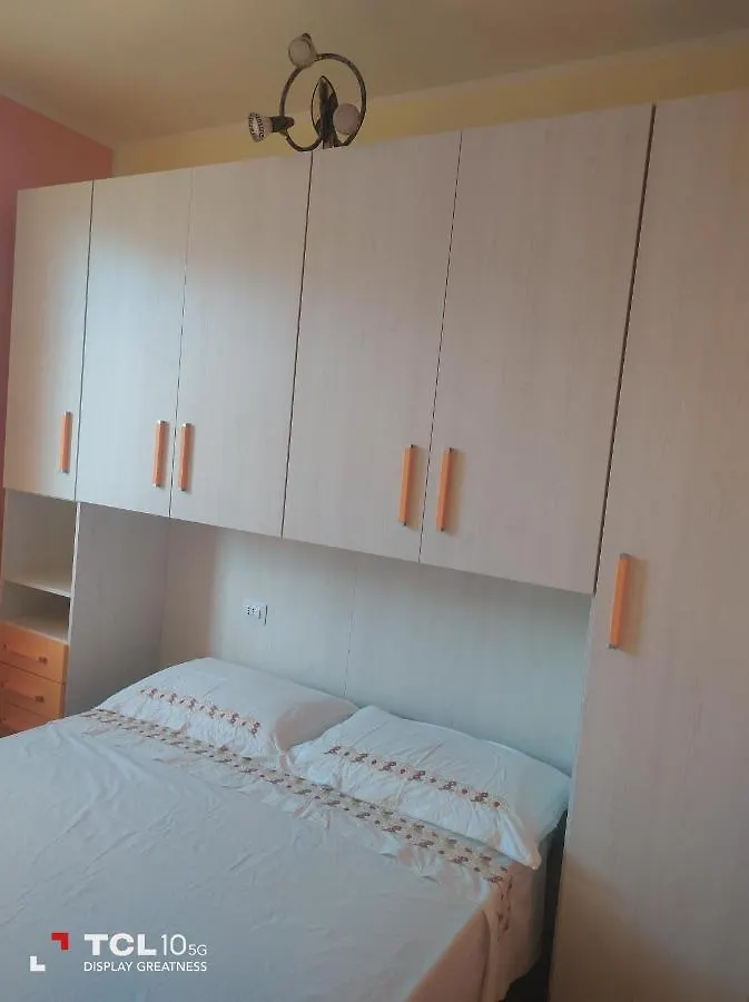 Villa Ara Rossa Canegrate 0*,