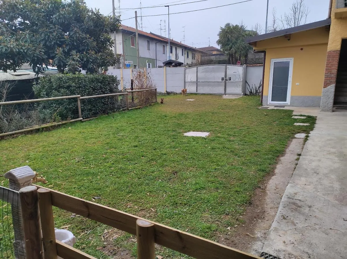 Affittacamere Villa ARA Canegrate Italia