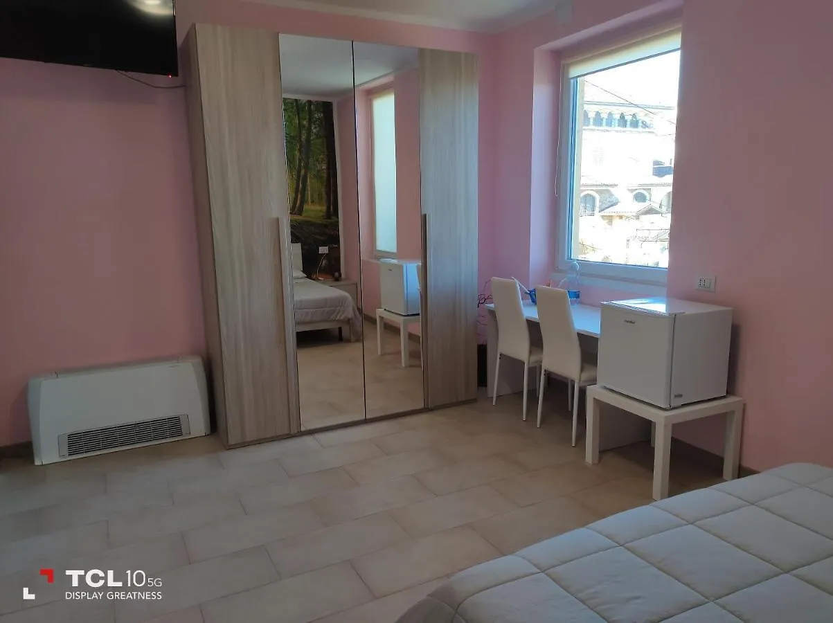 Villa ARA Canegrate Affittacamere