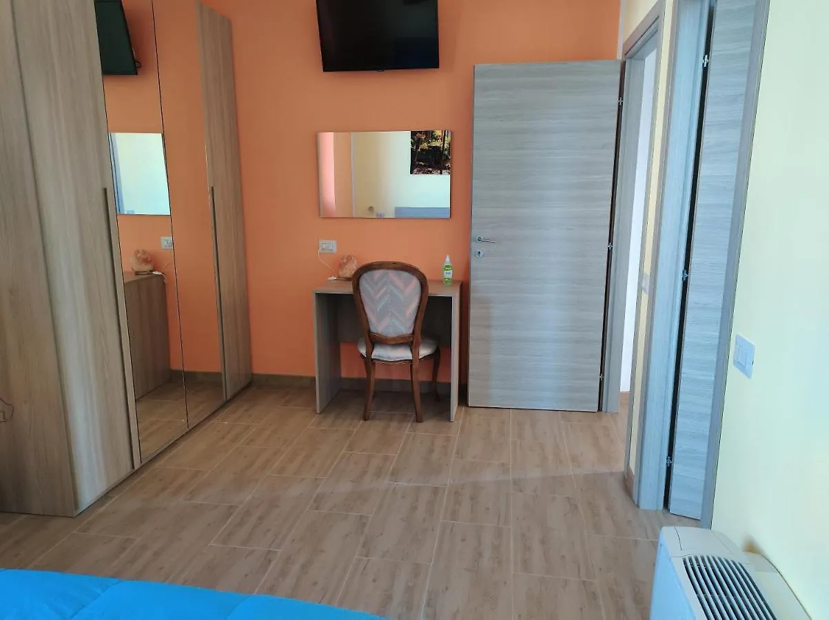 Guest house Villa Ara Rossa Canegrate Italy