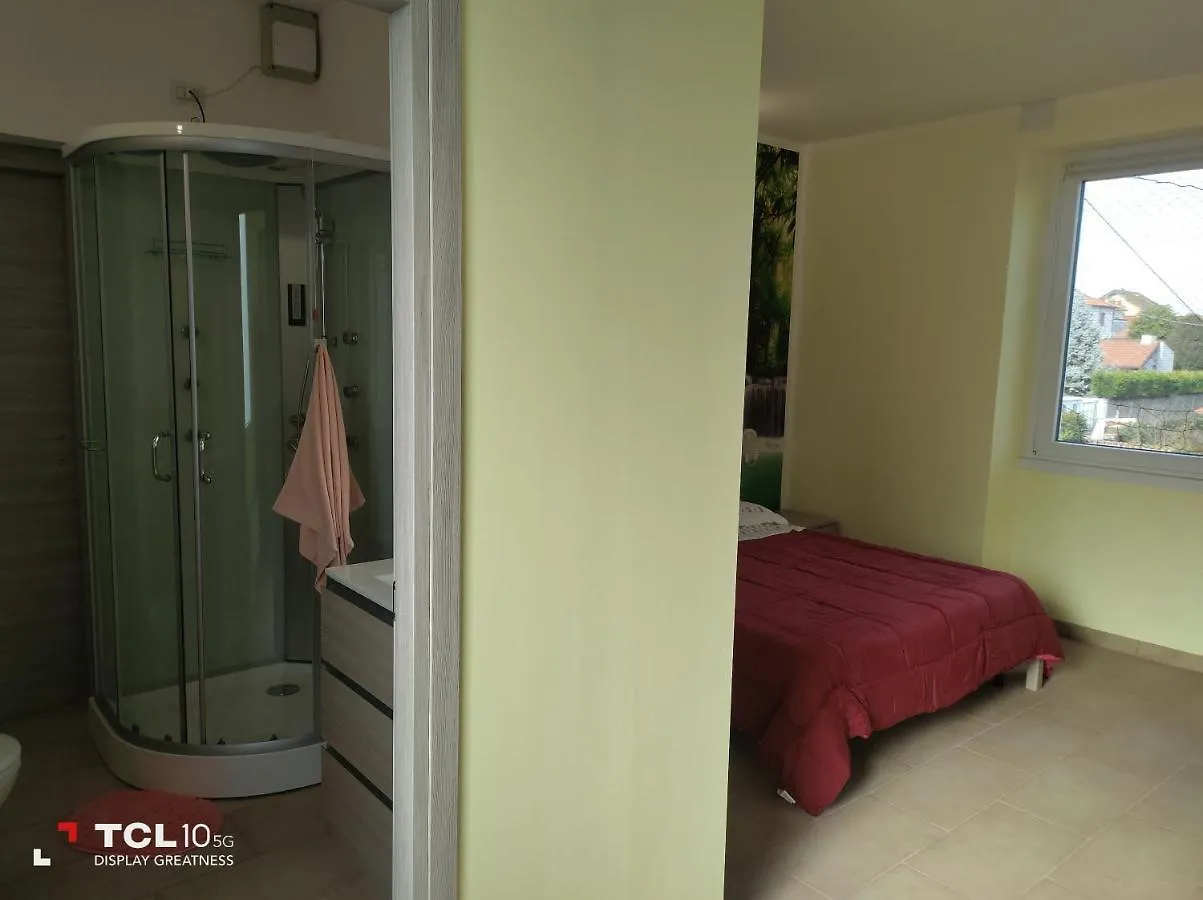 Villa Ara Rossa Canegrate Guest house